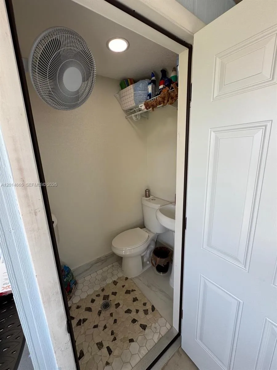 19500 SW 115th Ave Miami, FL 33157