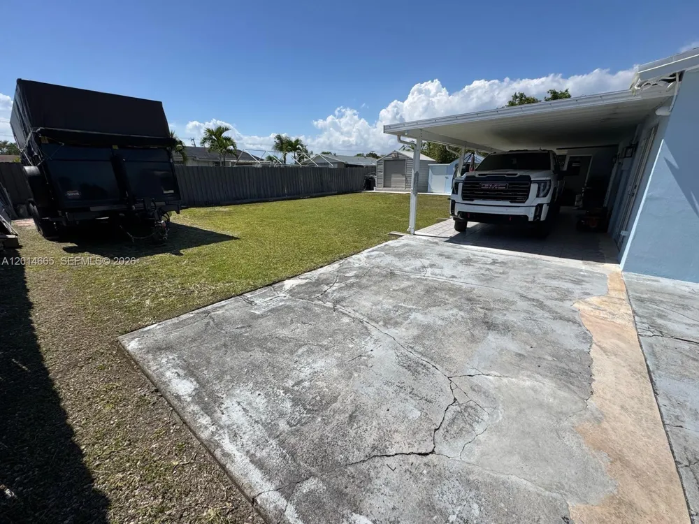 19500 SW 115th Ave Miami, FL 33157