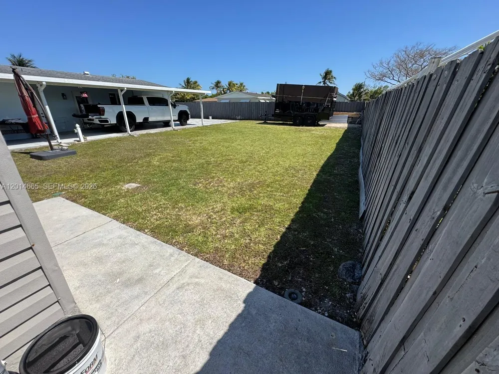 19500 SW 115th Ave Miami, FL 33157