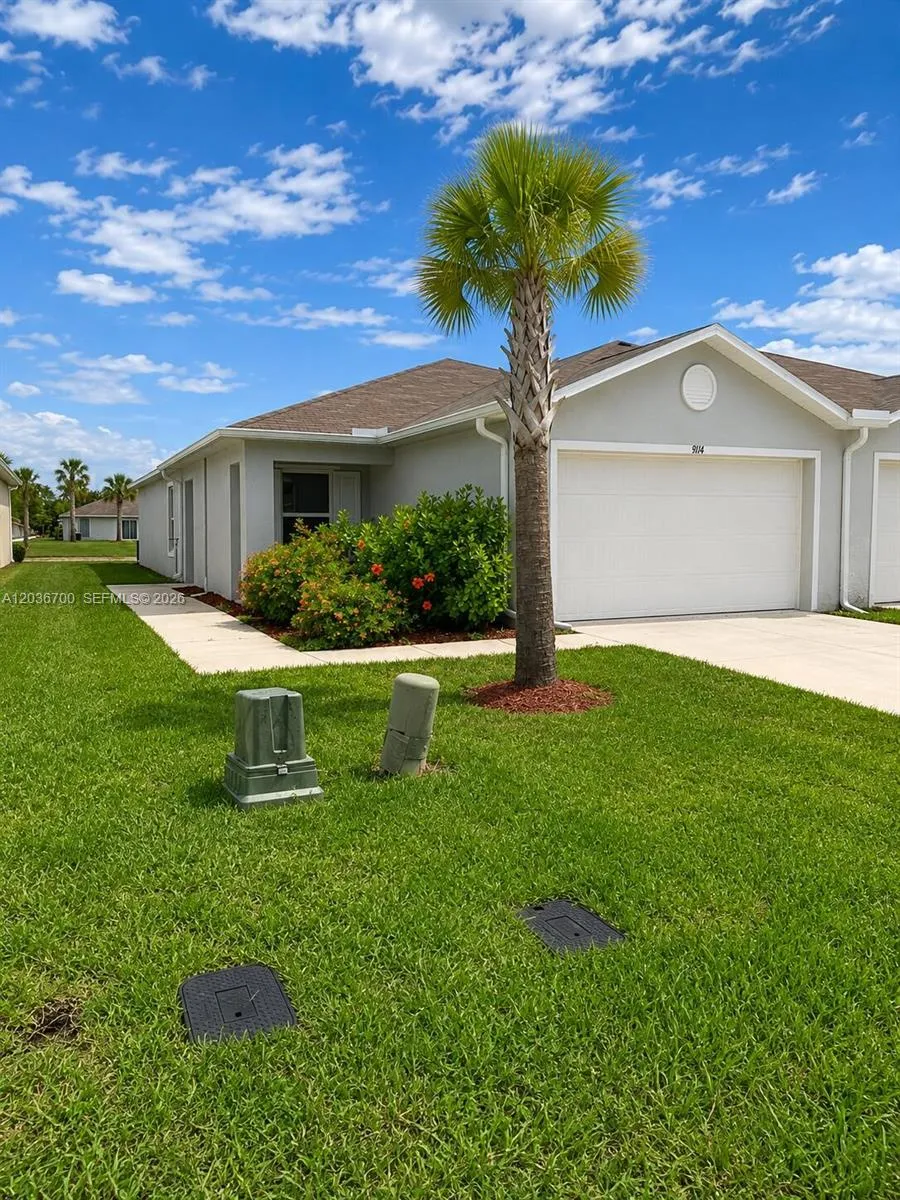 9114 Aegean Cir Lehigh Acres, FL 33936