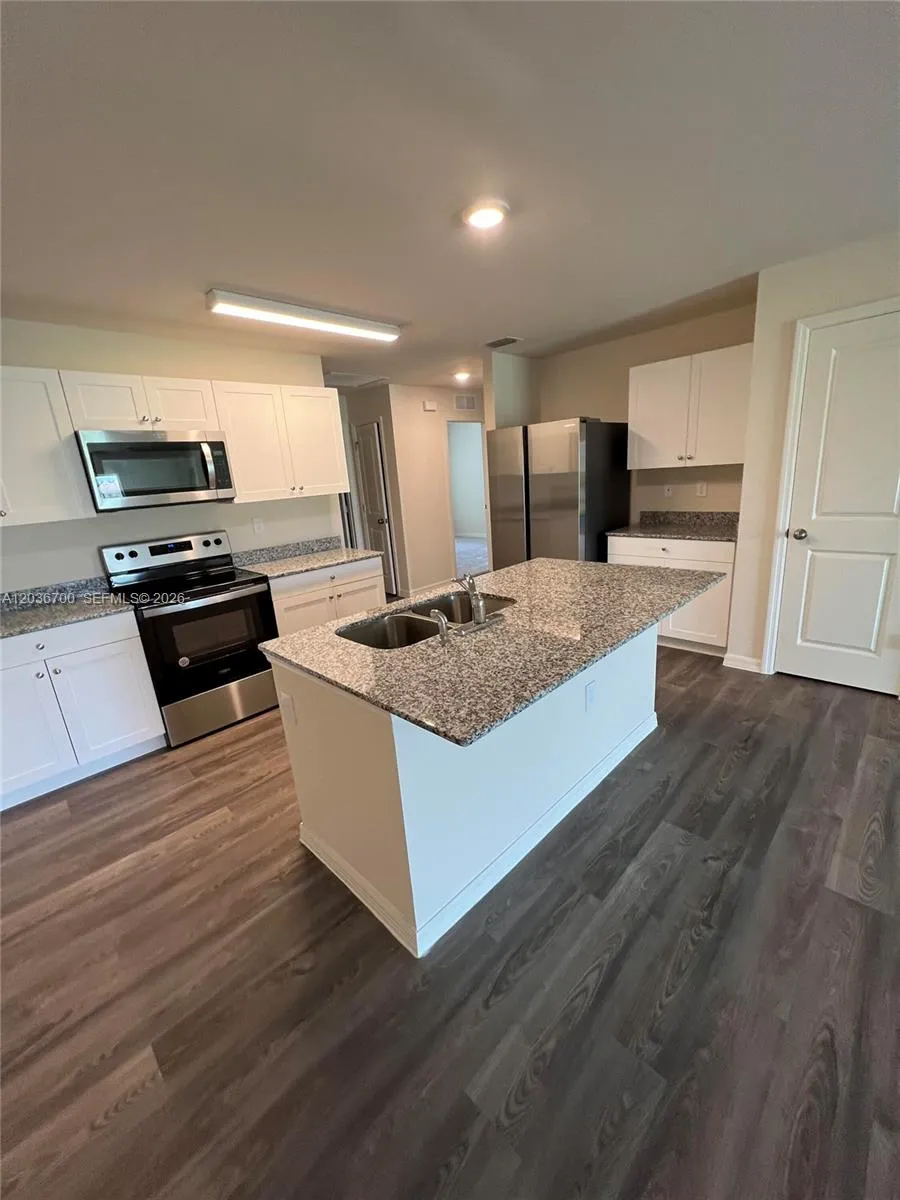 9114 Aegean Cir Lehigh Acres, FL 33936