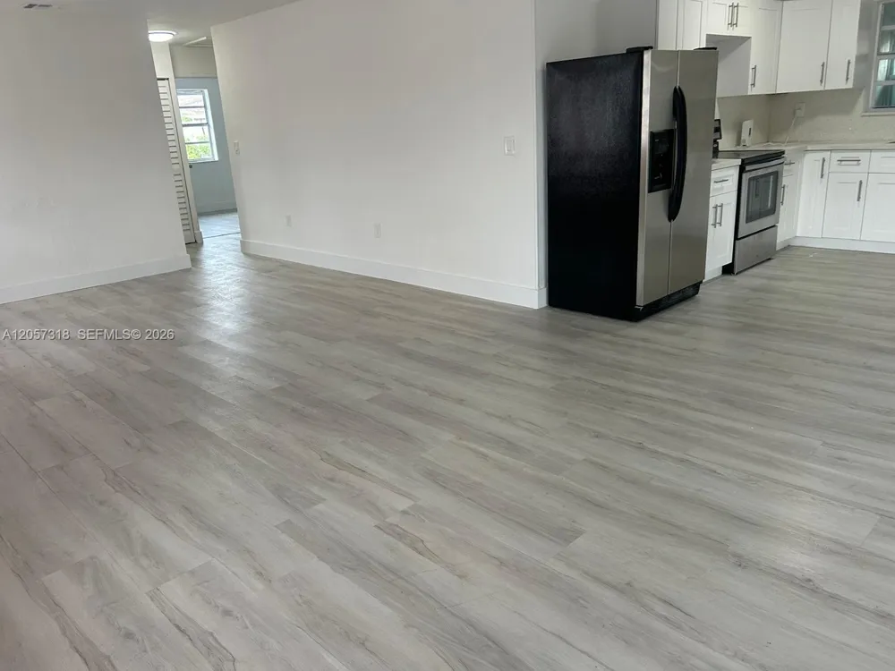 9200 SW 37th St Miami, FL 33165
