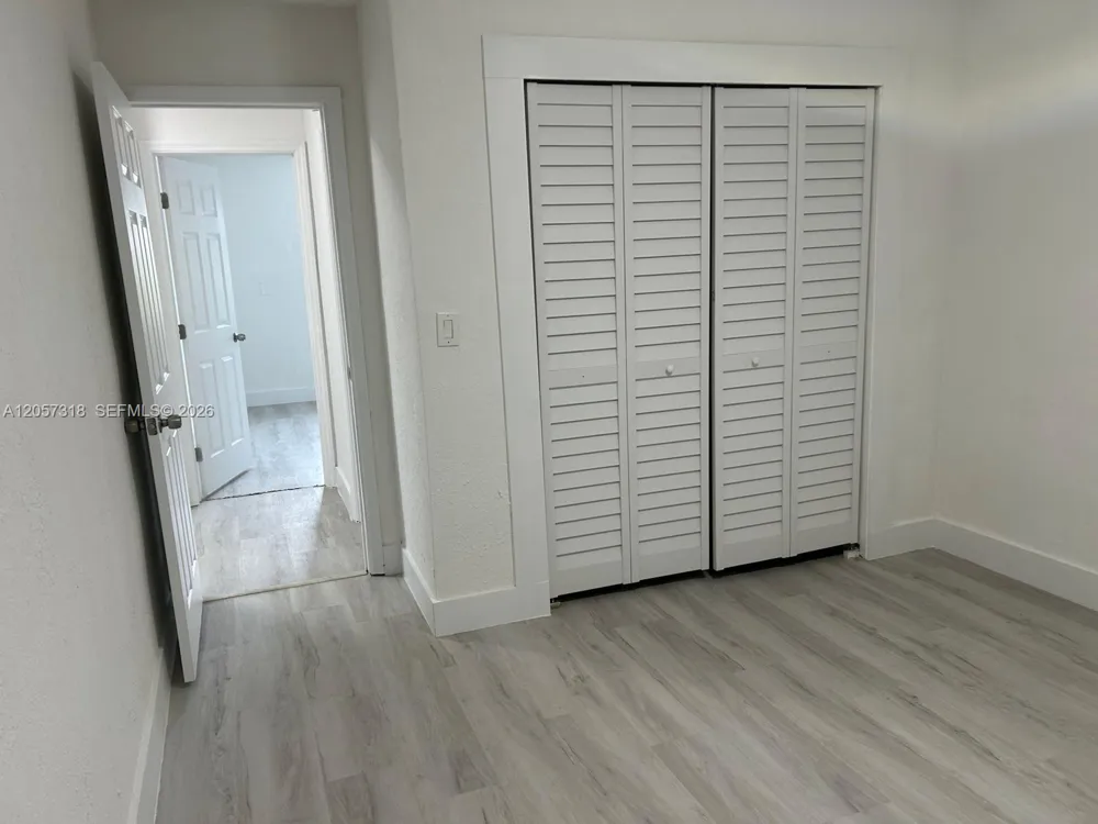 9200 SW 37th St Miami, FL 33165