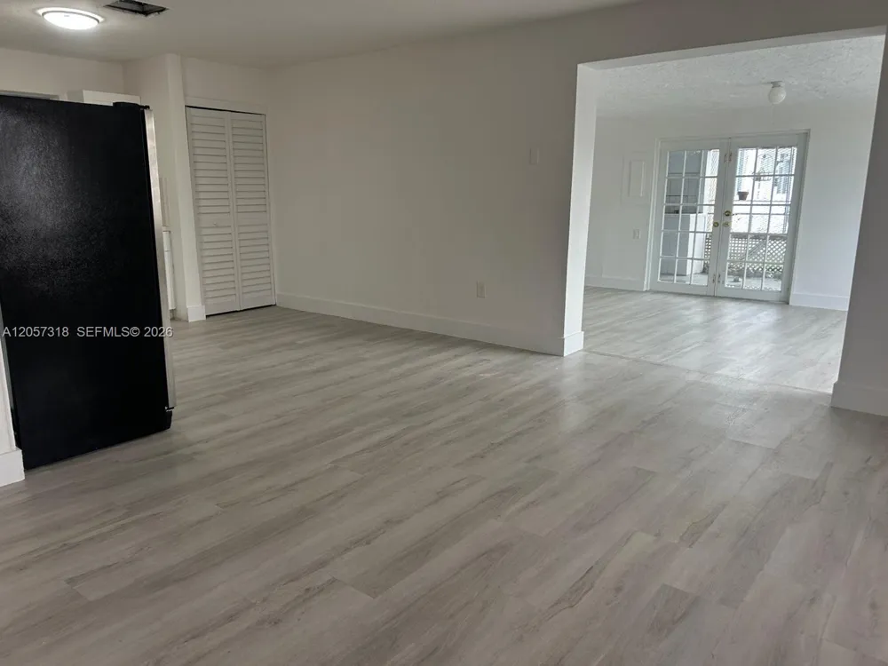 9200 SW 37th St Miami, FL 33165