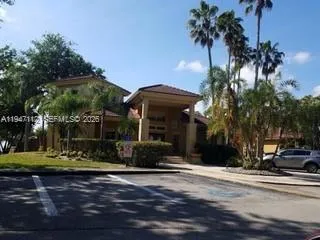 4863 Via Palm Lks #806 West Palm Beach, FL 33417