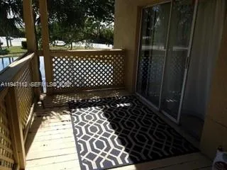 4863 Via Palm Lks #806 West Palm Beach, FL 33417