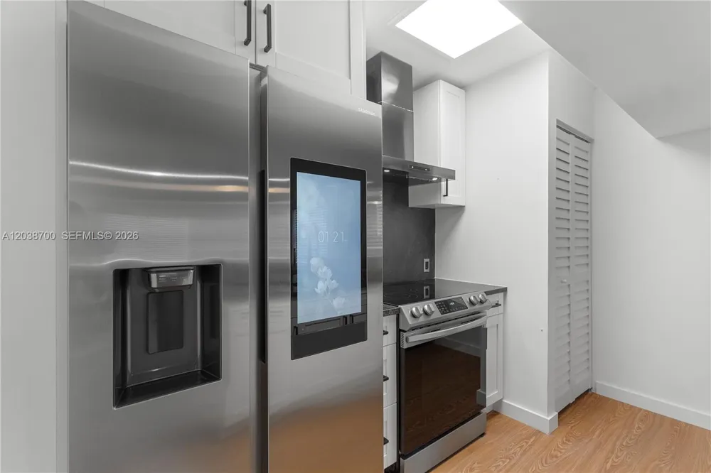 1428 NE 153rd Ter North Miami Beach, FL 33162