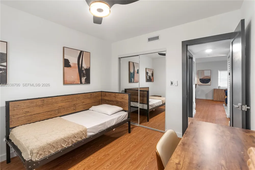 1428 NE 153rd Ter North Miami Beach, FL 33162