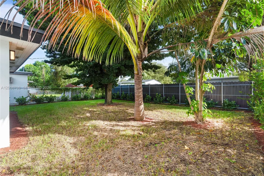 1428 NE 153rd Ter North Miami Beach, FL 33162