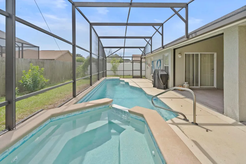 2856 MIDDLETON CIRCLE Kissimmee, FL 34743