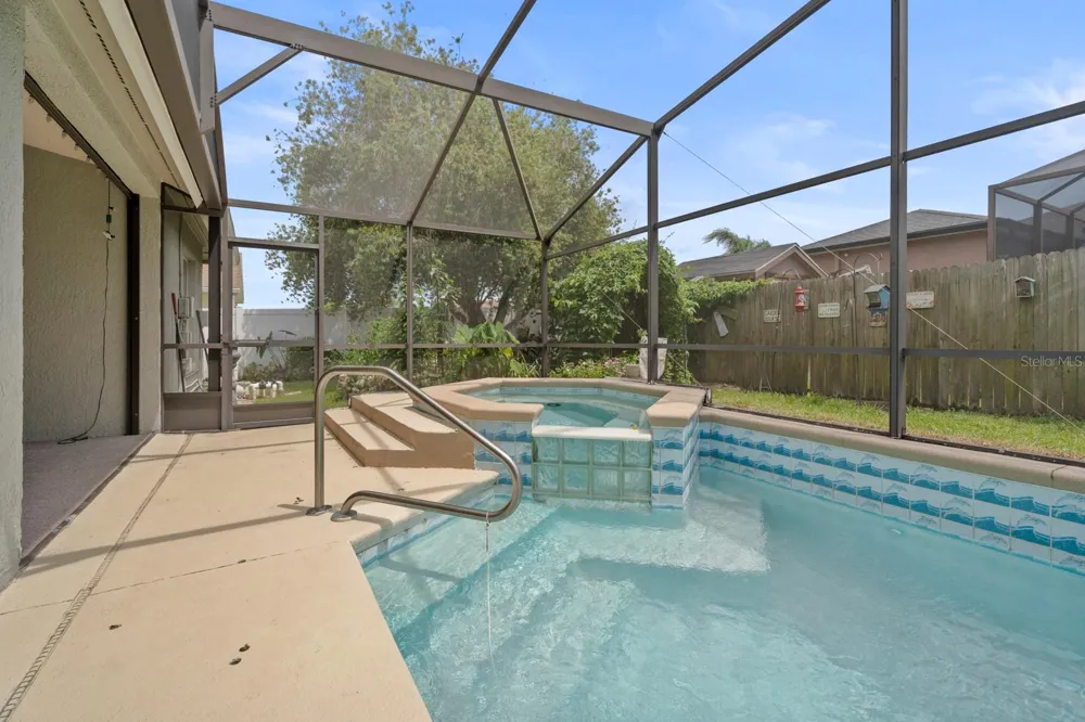 2856 MIDDLETON CIRCLE Kissimmee, FL 34743