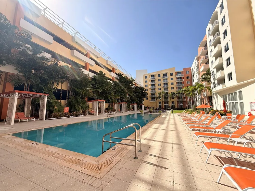 2775 NE 187th St #313 Aventura, FL 33180