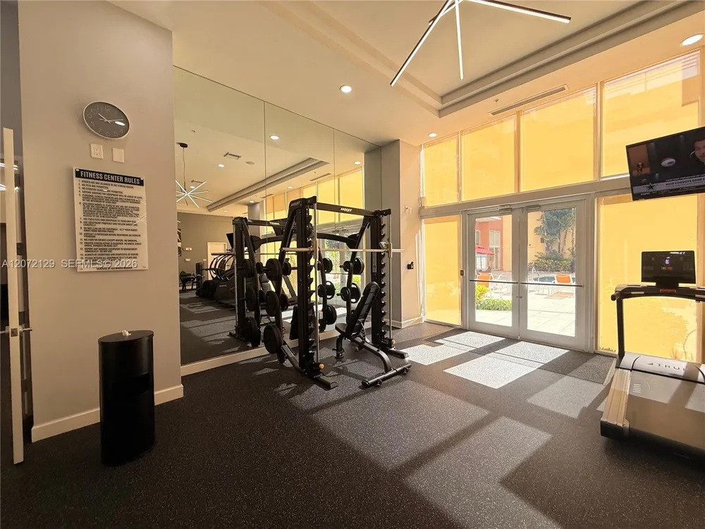 2775 NE 187th St #313 Aventura, FL 33180