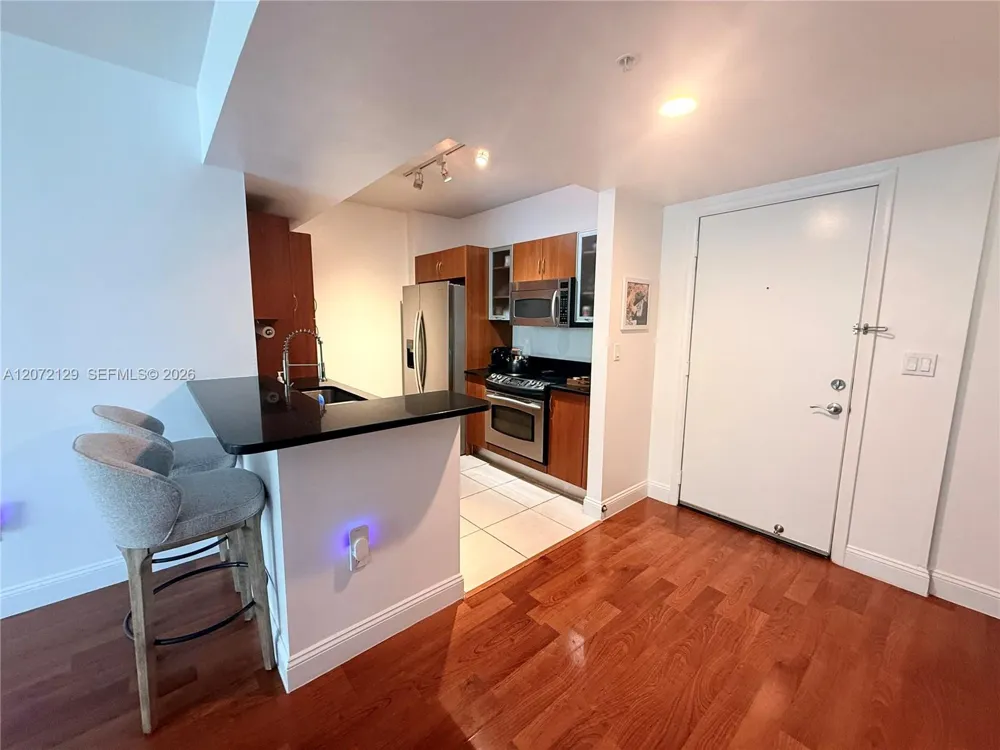 2775 NE 187th St #313 Aventura, FL 33180