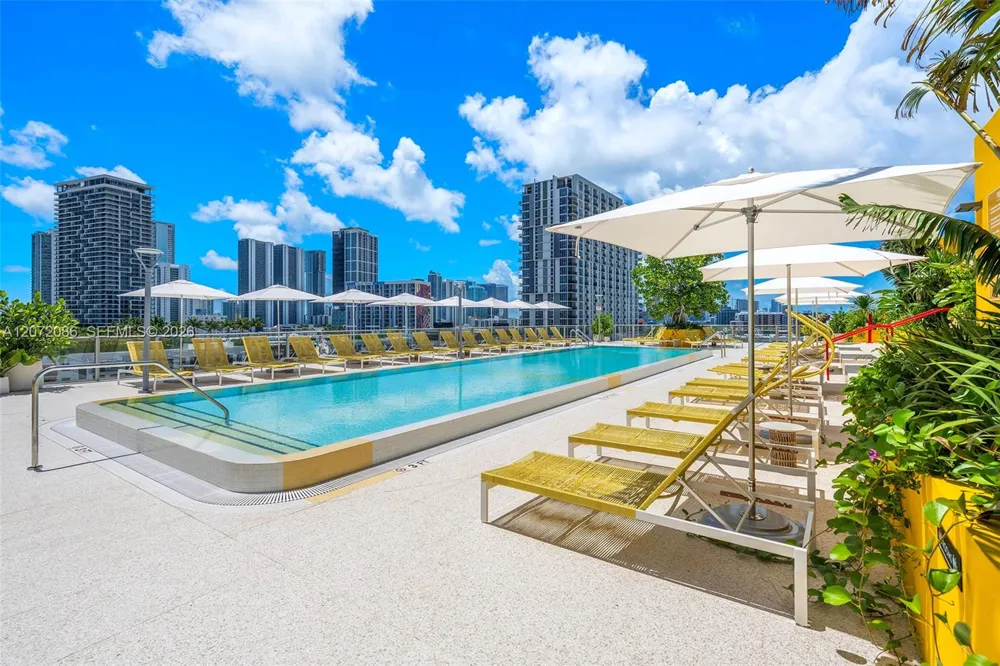 90 NE 32 #822 Miami, FL 33127