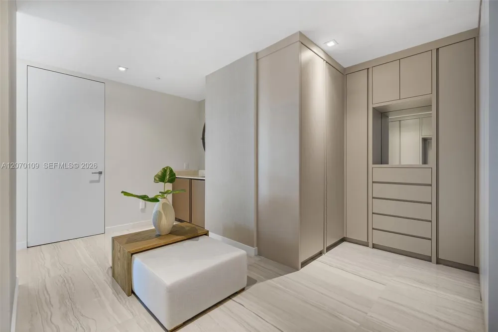 18975 Collins Ave #600 Sunny Isles Beach, FL 33160