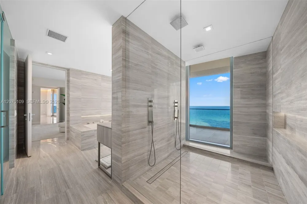 18975 Collins Ave #600 Sunny Isles Beach, FL 33160