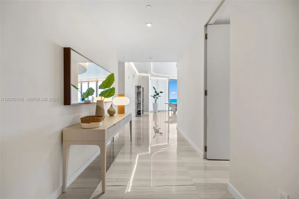 18975 Collins Ave #600 Sunny Isles Beach, FL 33160