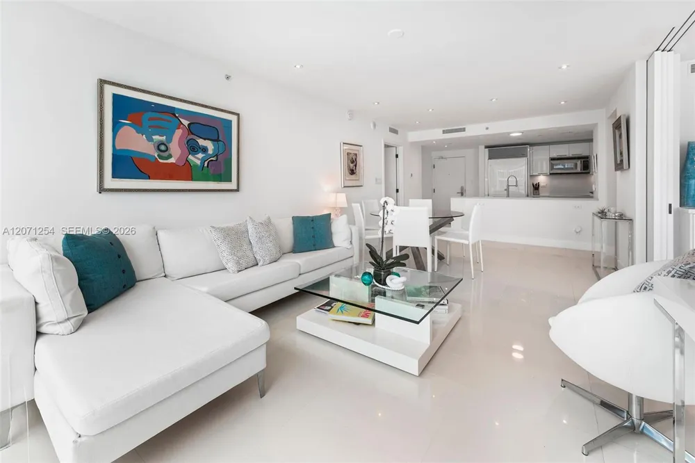6801 Collins Ave #1206/1210 Miami Beach, FL 33141