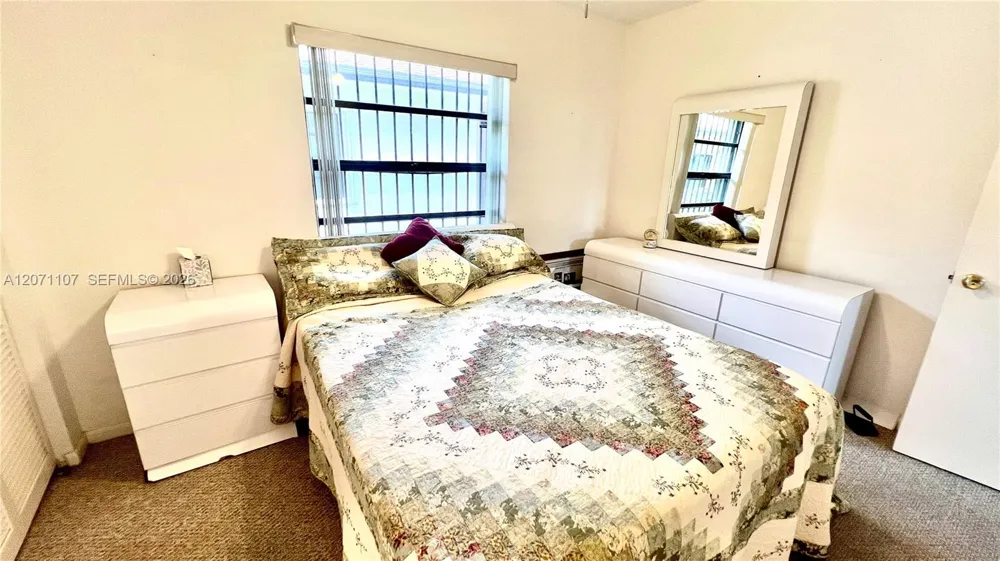 5437 Mendoza St West Palm Beach, FL 33415