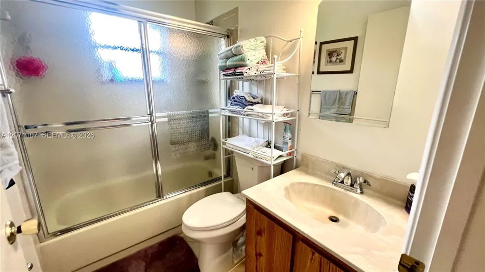 5437 Mendoza St West Palm Beach, FL 33415
