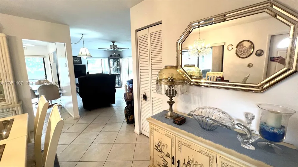 5437 Mendoza St West Palm Beach, FL 33415