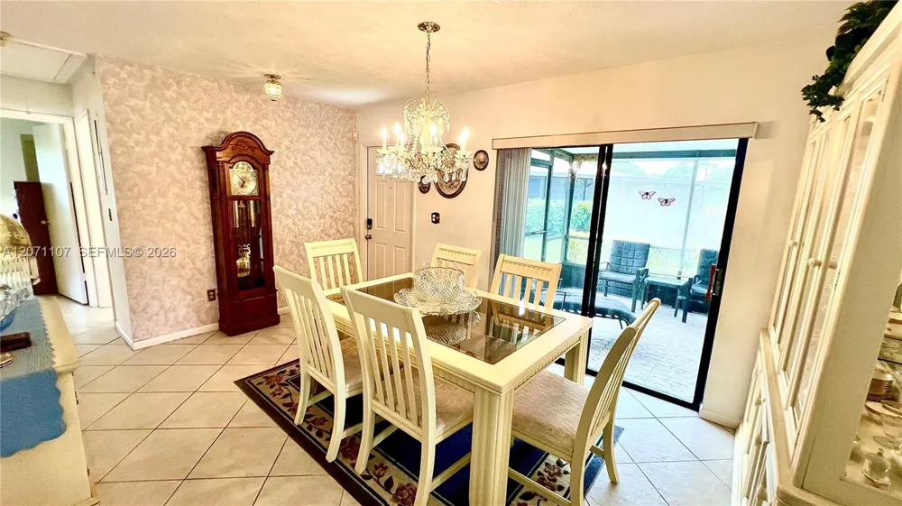 5437 Mendoza St West Palm Beach, FL 33415