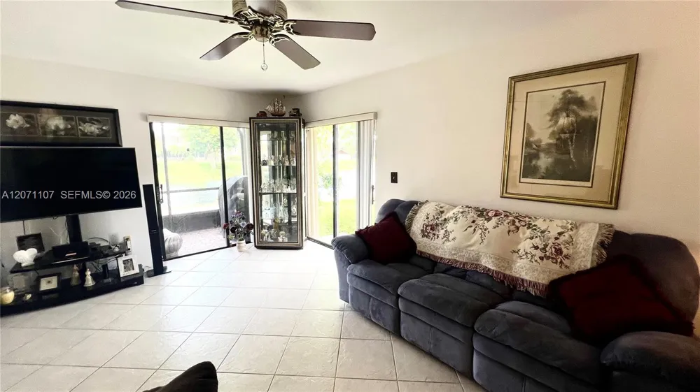 5437 Mendoza St West Palm Beach, FL 33415