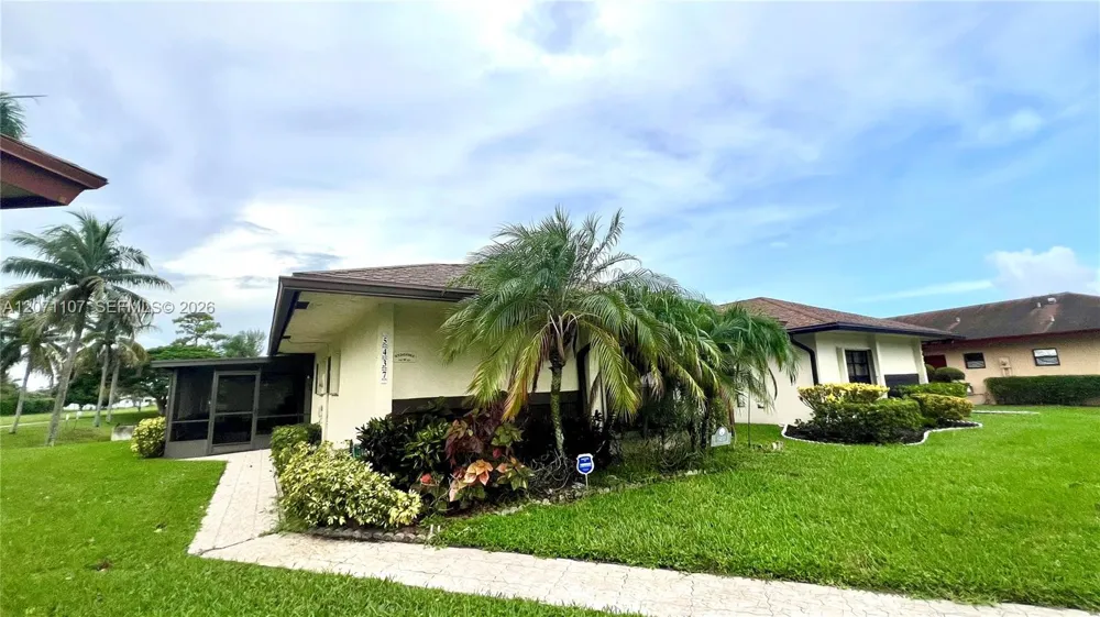 5437 Mendoza St West Palm Beach, FL 33415