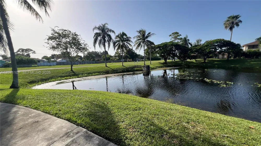 5437 Mendoza St West Palm Beach, FL 33415