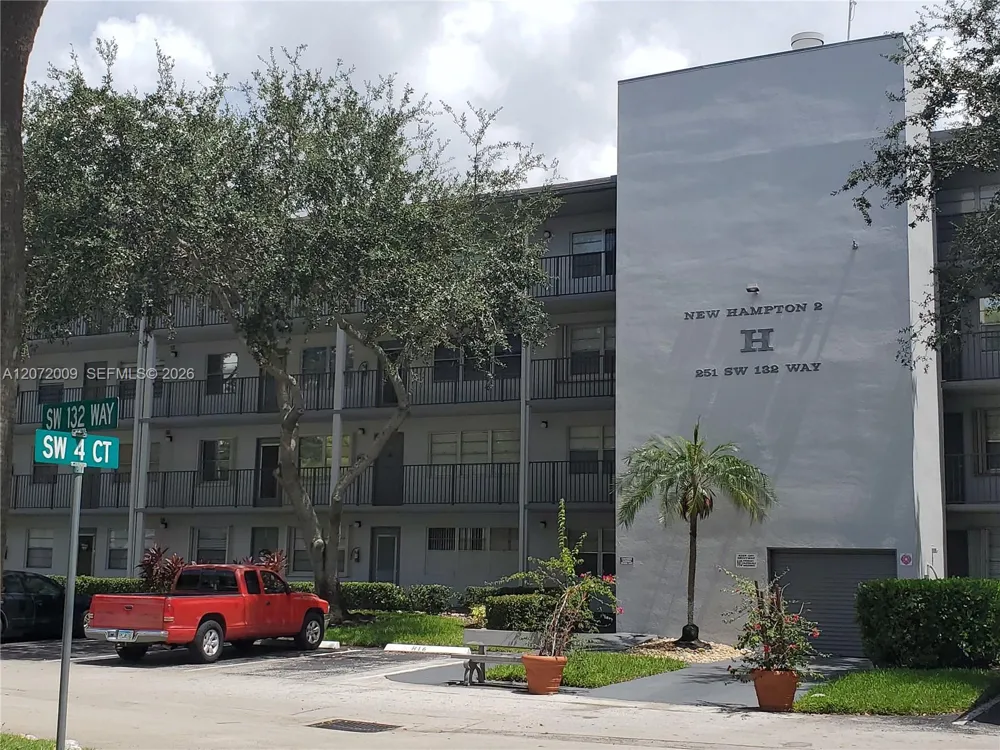 251 SW 132nd Way #208H Pembroke Pines, FL 33027