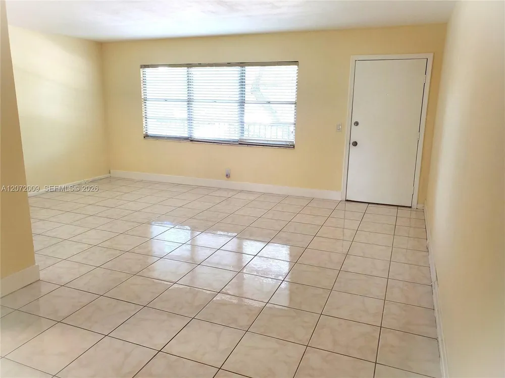 251 SW 132nd Way #208H Pembroke Pines, FL 33027