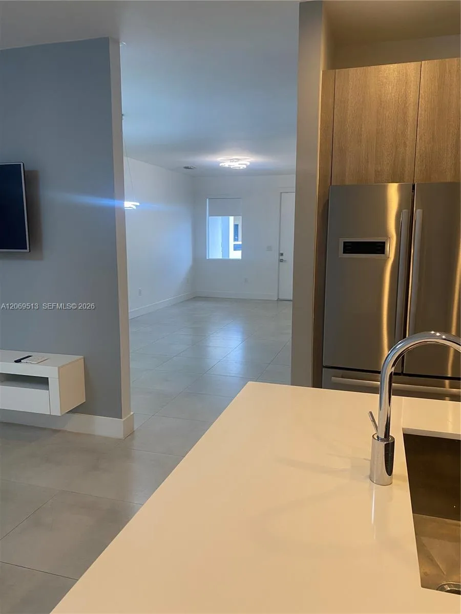 10219 NW 72nd Ter Doral, FL 33178