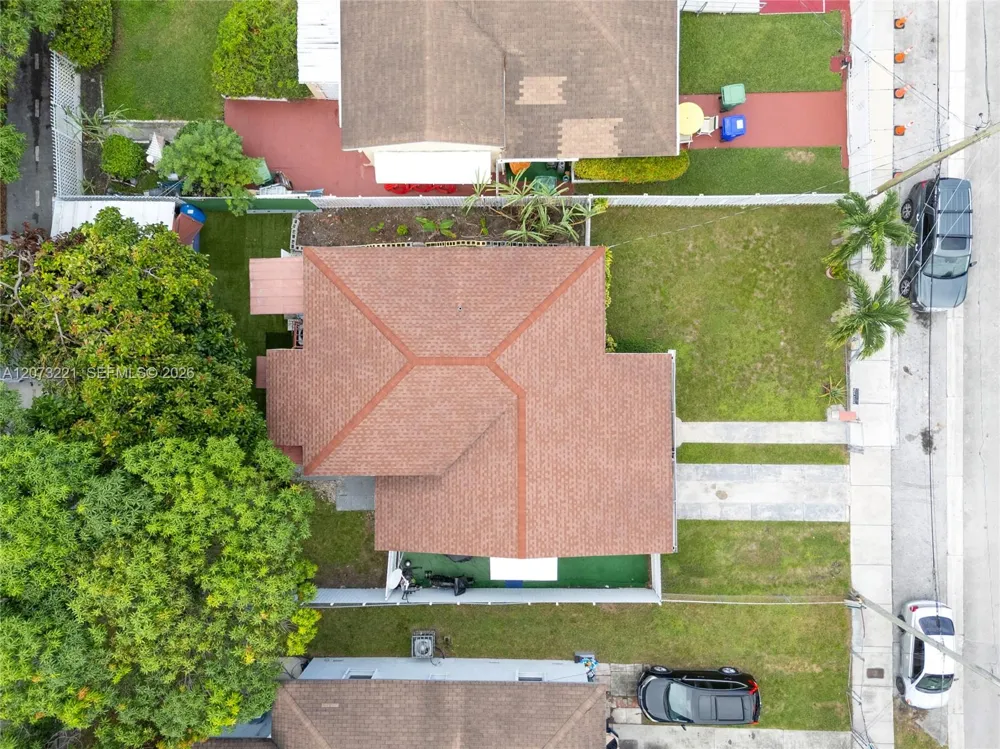 1191 NW 49th St Miami, FL 33127
