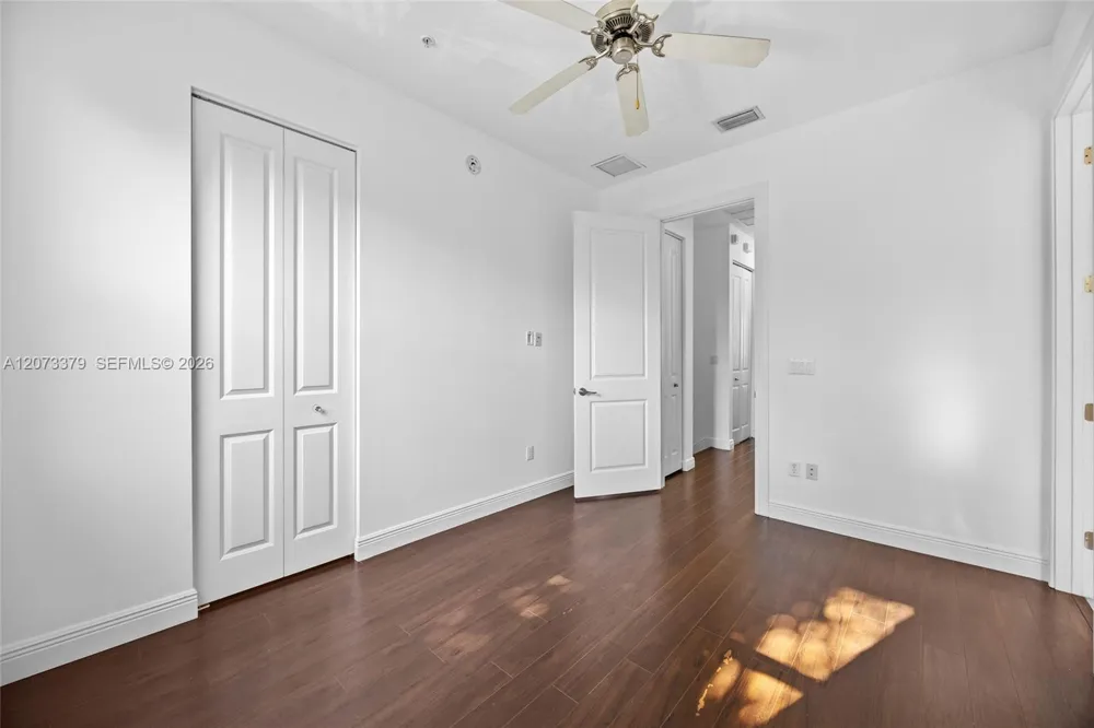 2690 Federal Hwy #30 (65) Boynton Beach, FL 33435