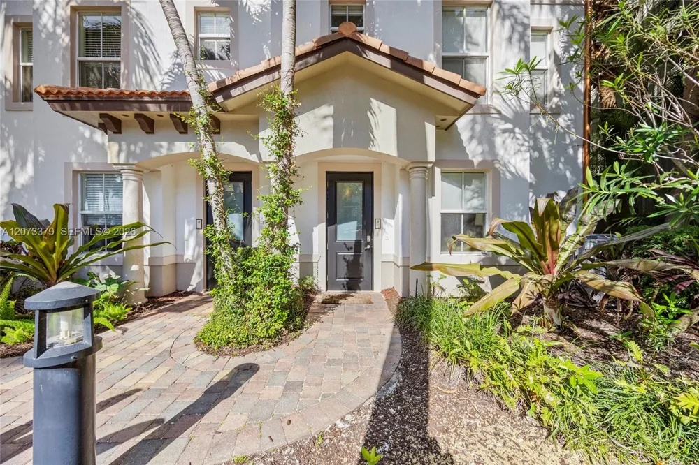 2690 Federal Hwy #30 (65) Boynton Beach, FL 33435
