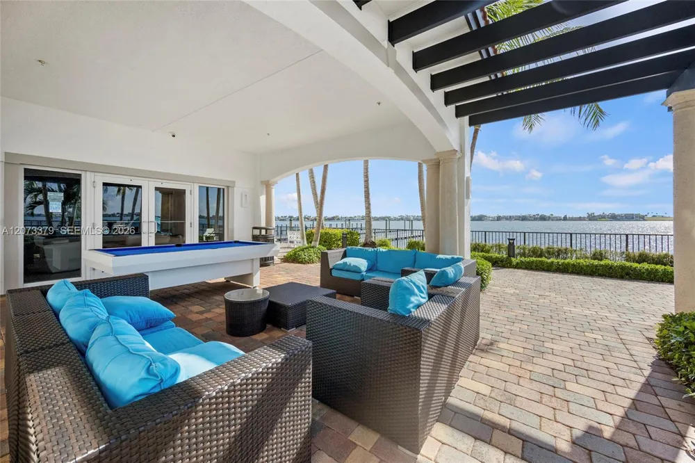 2690 Federal Hwy #30 (65) Boynton Beach, FL 33435