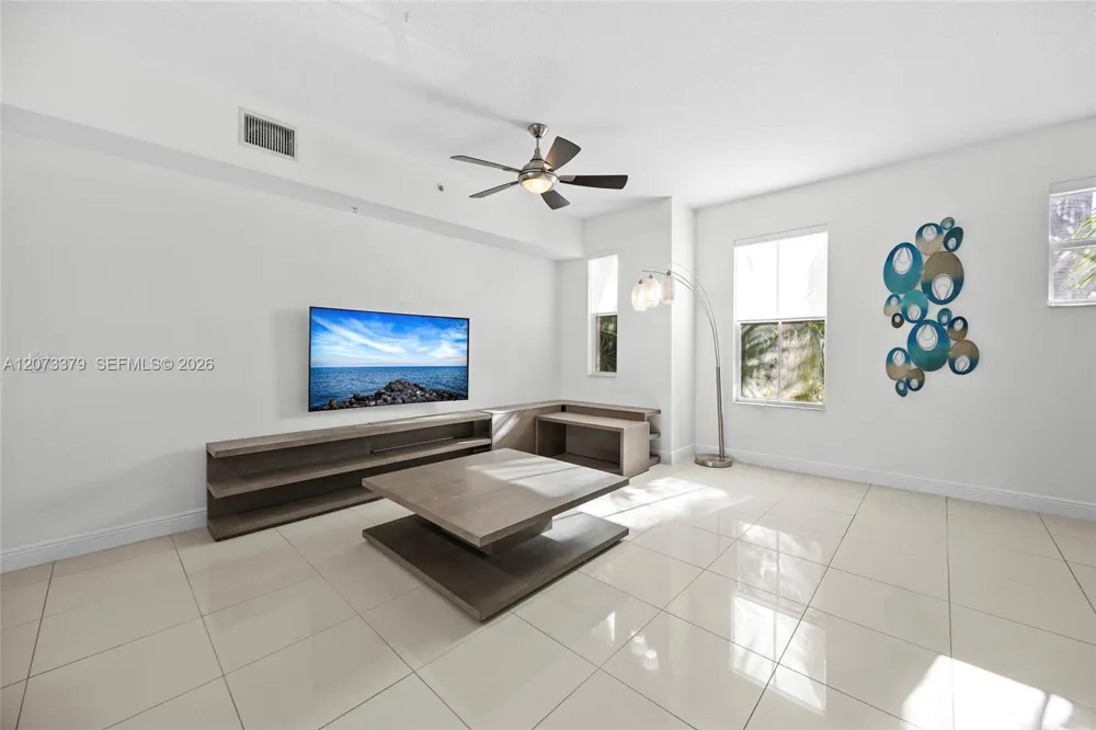 2690 Federal Hwy #30 (65) Boynton Beach, FL 33435