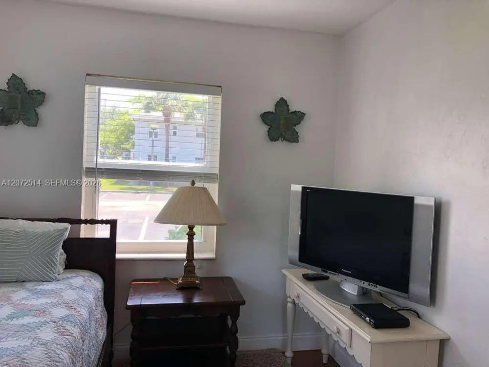 7741 SW 55th Ave #53A Miami, FL 33143