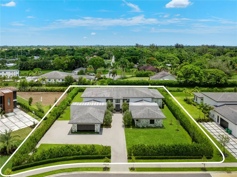 1510 SW 149th Ter Davie, FL 33326
