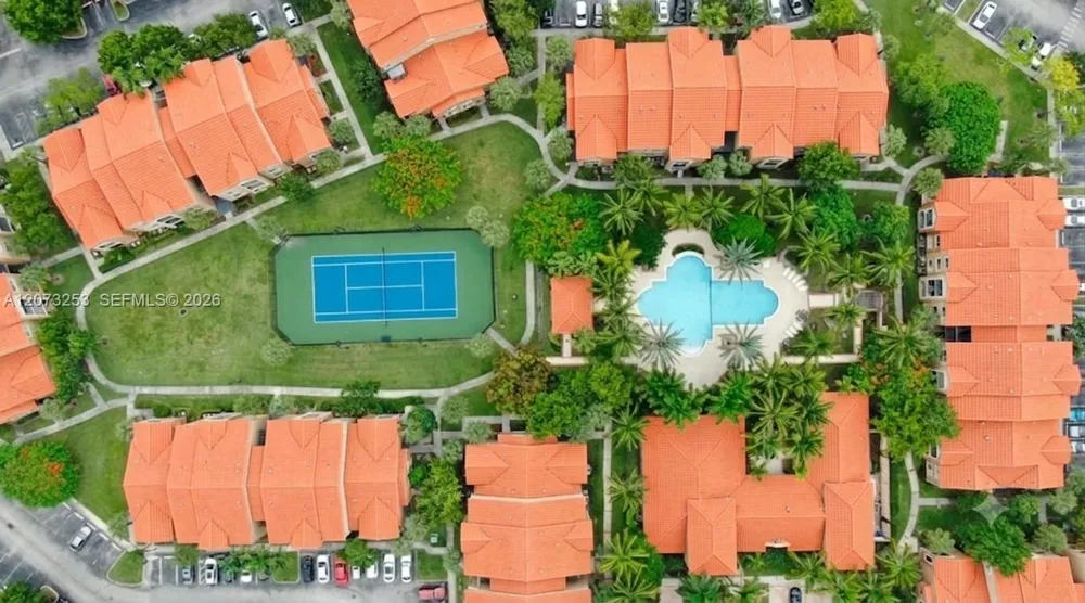 8060 Nob Hill Rd #101 Tamarac, FL 33321