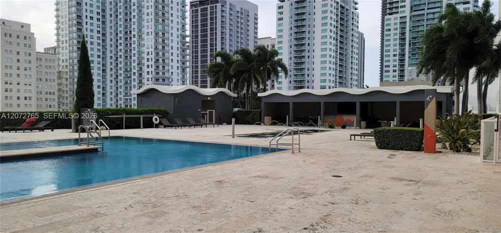 50 Biscayne Blvd #5202 Miami, FL 33132