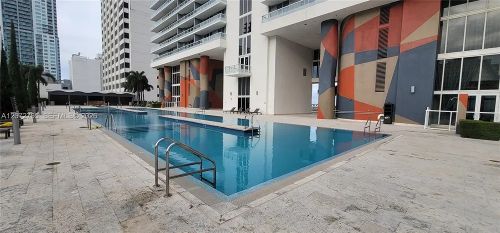 50 Biscayne Blvd #5202 Miami, FL 33132