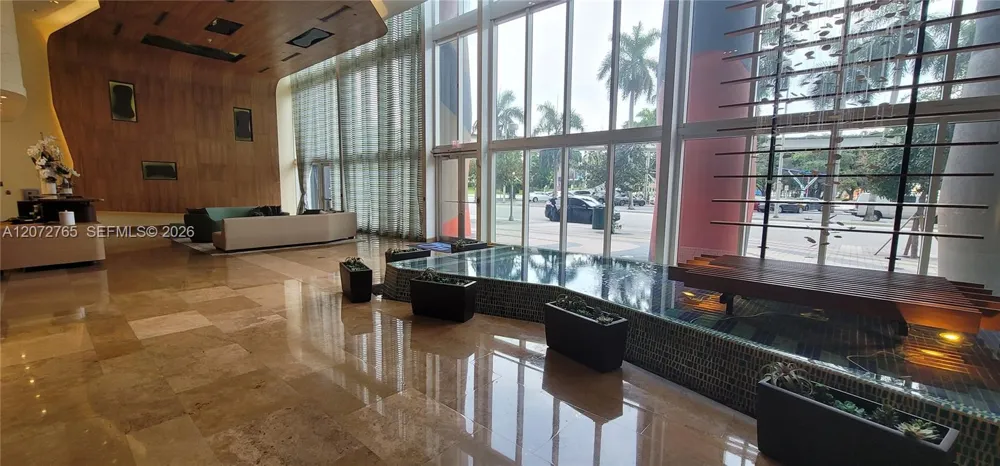 50 Biscayne Blvd #5202 Miami, FL 33132