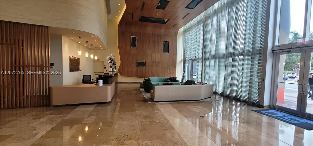 50 Biscayne Blvd #5202 Miami, FL 33132