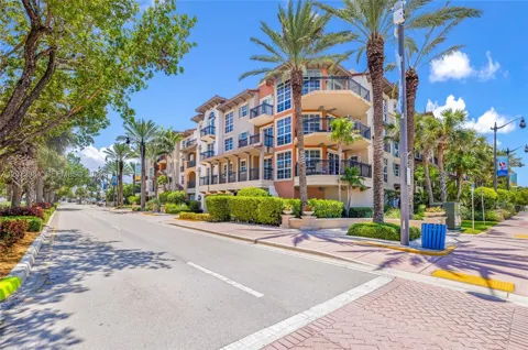 4445 El Mar Dr #2303