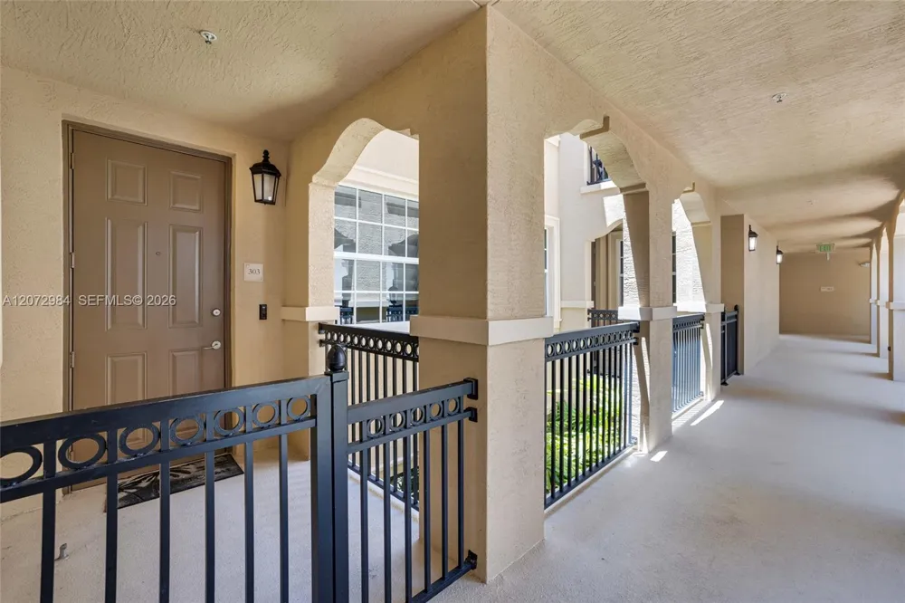 4445 El Mar Dr #2303 Lauderdale By The Sea, FL 33308