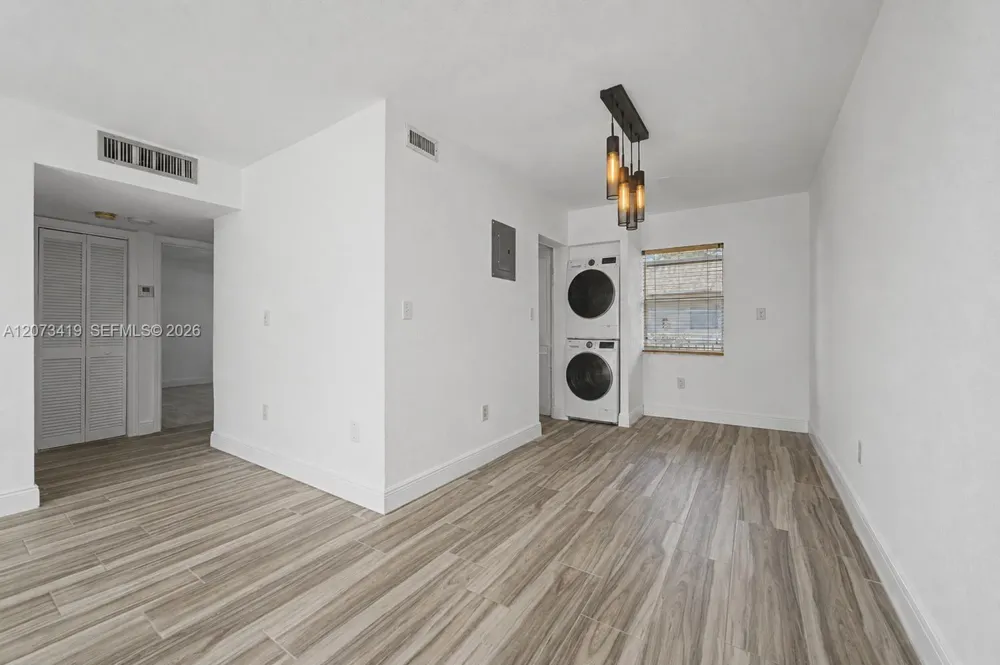 8475 SW 94th St #224E Miami, FL 33156