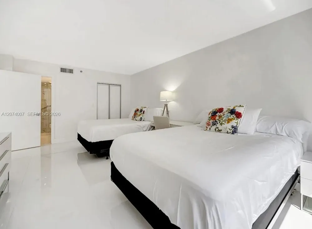 540 Brickell Key Dr #919 Miami, FL 33131