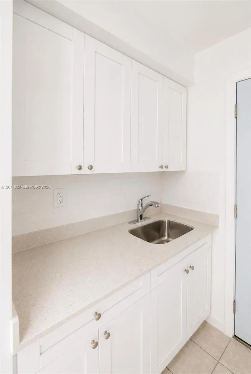 6080 W Flagler St #24 Miami, FL 33144